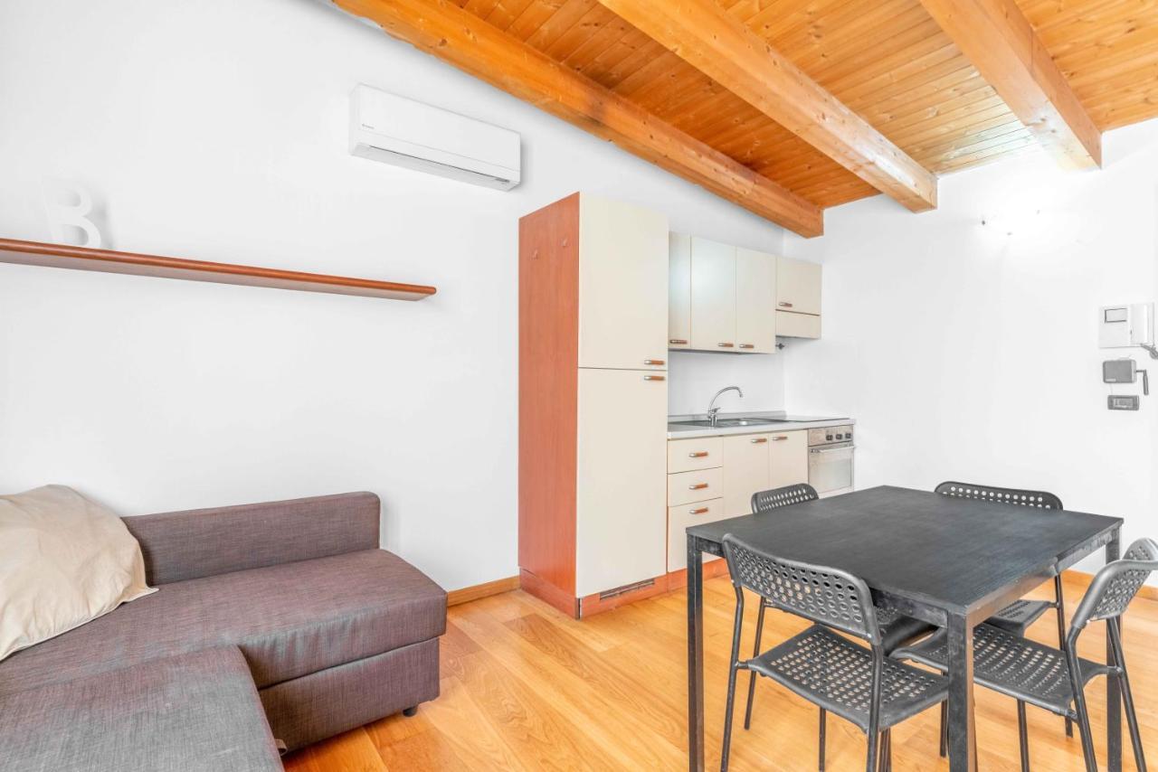 Mo37 Loreto- Duomo - Chic Apartment Milano Ngoại thất bức ảnh